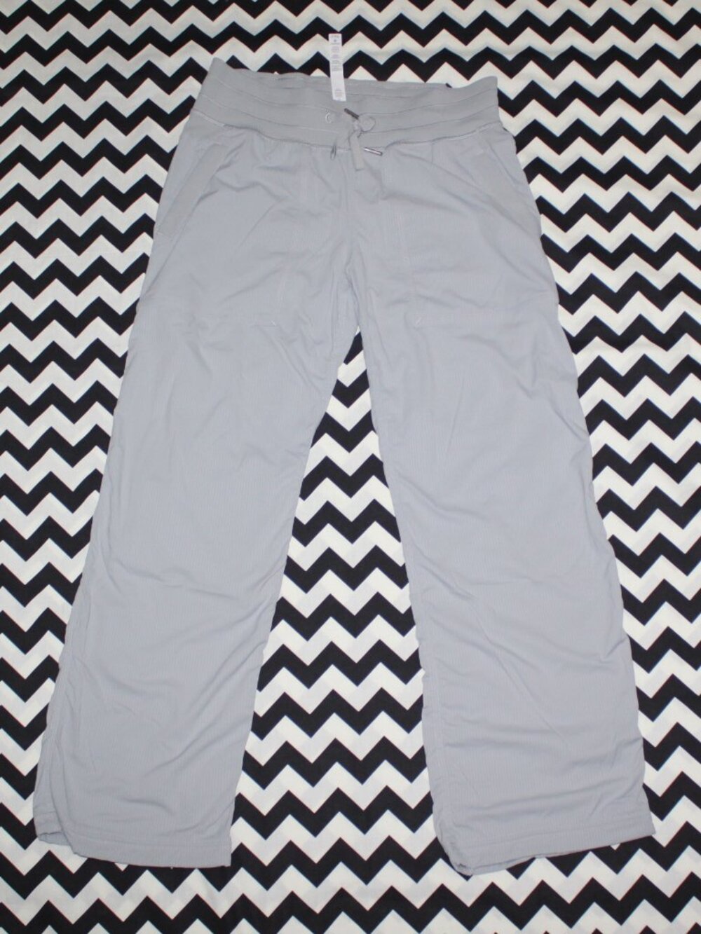 Women's Lululemon Dance Studio Mid-Rise Pant---Color: Light Grey, Size: 8